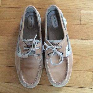 Sperry Topsiders